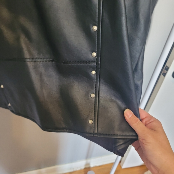 Torrid Betsey Johnson Black Faux Leather Leopard Trim Moto Jacket, BNWT, Size 2X - Picture 6 of 8